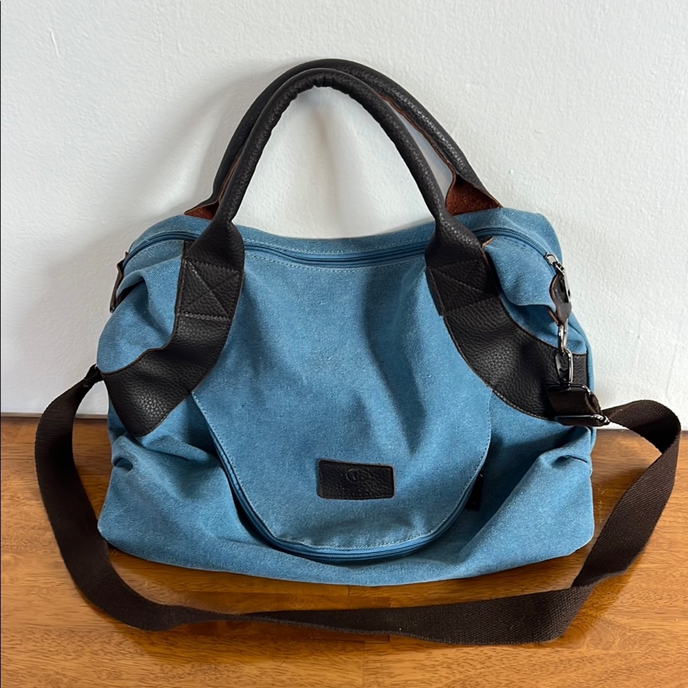 Grace Callie Designs Stylish Blue Tote Bag